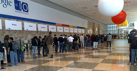 Google I/O - Line for free HTC Evo phones Google I/O - Line for free HTC Evo phones